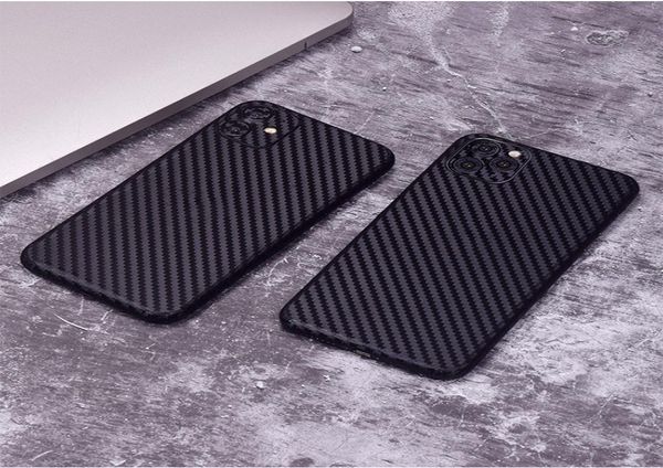 Adesivo in fibra di carbonio Involucro in vinile per iPhone 11 Pro Max xs xs max xr 8 7 6 6s più adesivi di decalcomania di pelle neri senza confezione box9915492