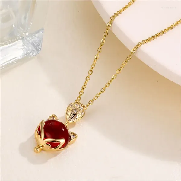 Anhänger Halsketten exquisites goldplattierte rote Halskette Romantische charmante Edelsteine Zirkon Kristall Frauen Schmuck Geburtstag Geschenke