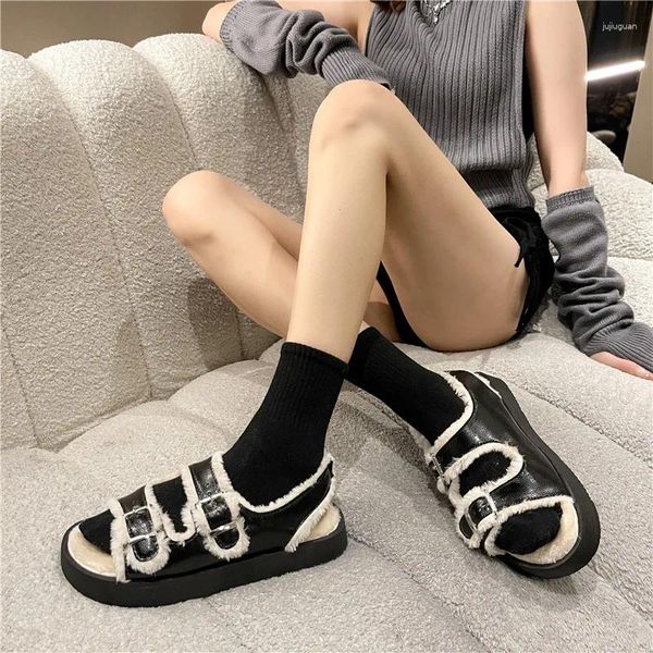 Kleiderschuhe 2024 Flache Sandalen Sommer Heels großer Anzug weiblicher Beige Luxus ohne Gladiator Mädchen Comfort Clogs Lo