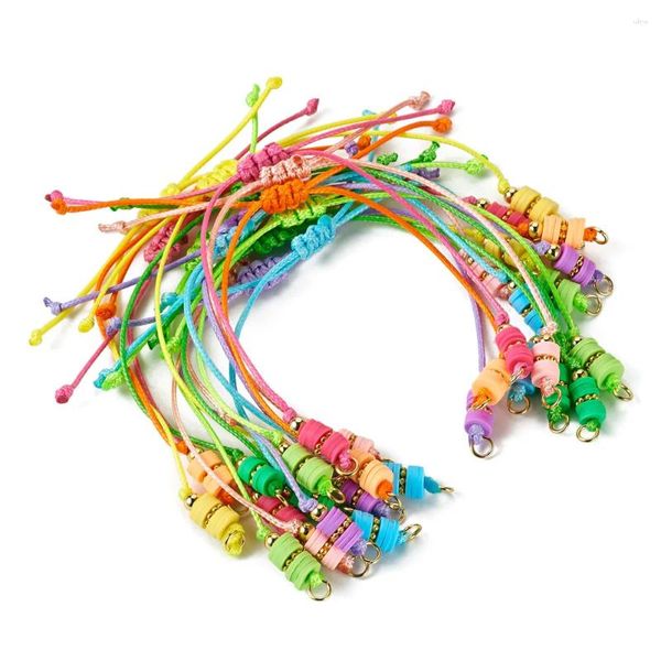 Braccialetti di collegamento 16pcs intrecciato in poliestere in poliestere di bracciale regolabile con perle di argilla polimerica per i ciondoli del connettore.