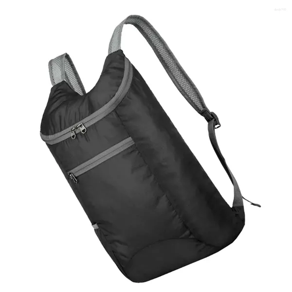 Regenmäntel faltbare Rucksack für Fahrt mit großer Kapazität Leichtes Wandercamping wasserdichtes Design Polyester Stylish Man Herren