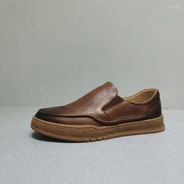 Sapatos casuais yomior de alta qualidade de qualidade artesanal britânicos homens britânicos apartamentos de couro real designer de pães deslizantes respiráveis tênis