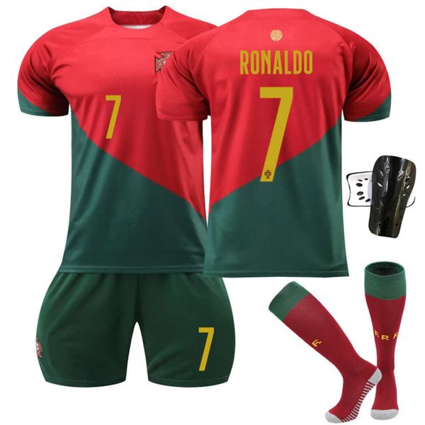 Conjuntos de futebol/trajes de tracksuits 2223 Kit de casa da Copa do Mundo de Portugal No. 7 C Ronaldo