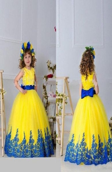 Yellow Girls Festzugskleider Kleider Kleider Applikationen Schärpe Bow Ballkleid Blumenmädchen Kleider für Hochzeits bodenlange Mädchen Geburtstag Prince2088936