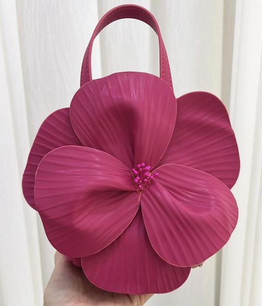 Bolsas de ombro, mulheres, mulheres, mulheres, mulheres, bolsas de designer de luxo e bolsas 2024 em flores de pu penduradas ornamentos pequenos alça superior