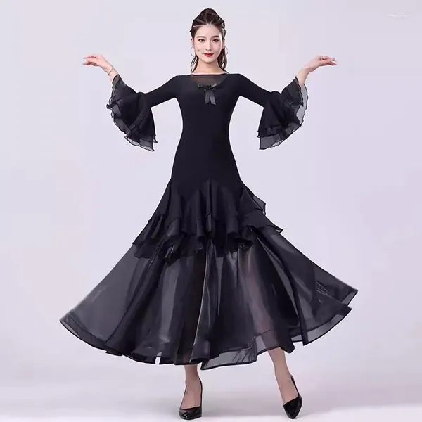 Bühnenbekleidung National Standard Modernes Tanzkostüm Doppelschicht gekräuseltes All-Match Black Female Professional Latin Practice Kleid