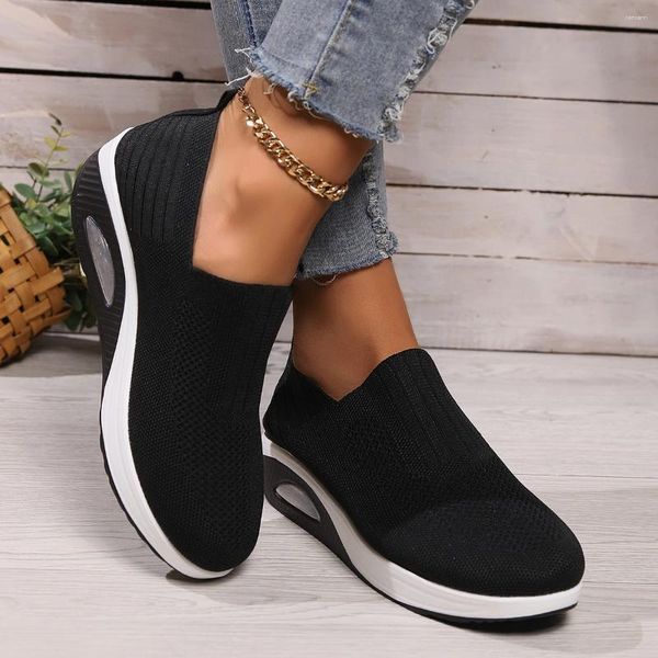 Sapatos casuais Plataforma de tênis preto e preto feminino Plaguadeiras de falha de moda de moda 35-43