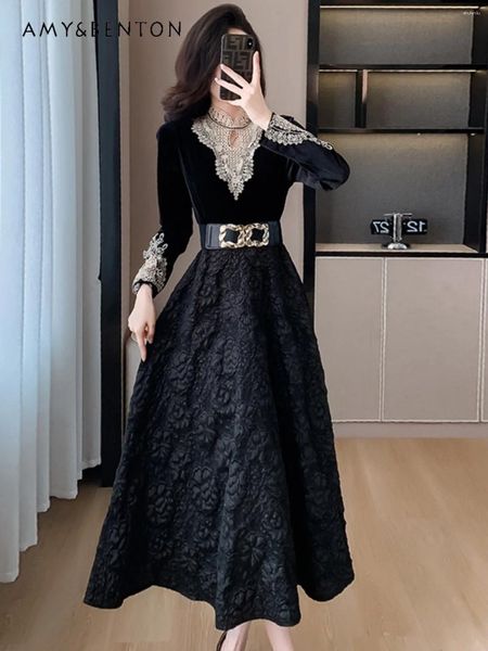 Vestidos casuais Moda coreana Elegante vestido socialite de veludo para mulheres outono de inverno de alta qualidade de renda de retalhos de retalhos de mangas compridas midi midi