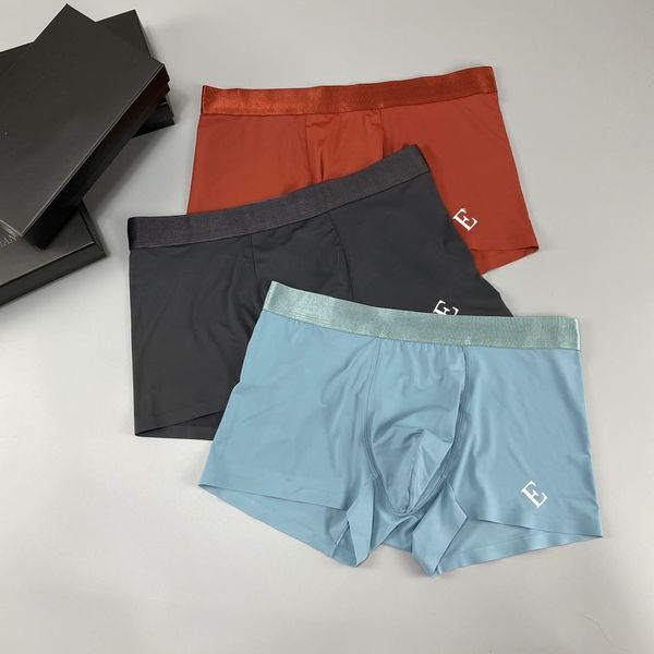 2024 Summer Boxer traspiranti Mens Designer Underwear Underpants 6 Colori inviati a casi a più scelte all'ingrosso 3 pezzi con scatola.