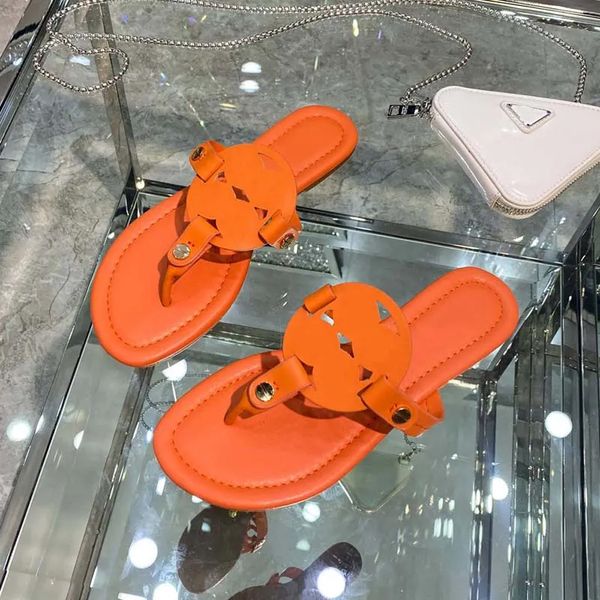 Tasarımcı Tory Miller Yumuşak Sandal Kadın Ünlü Terlik Slide Cazibe Kaydırıcıları Siyah Kahverengi Çıplak Deri Plat-Form Kadın Burches Ayakkabı Yaz Plaj Flip Flops Clogs 4512