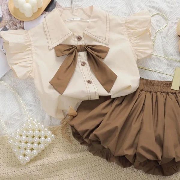 Set di abbigliamento beige da ragazza set a due pezzi in due pezzi estate in stile coreano in stile dolce rouffles camicia con maniche camicia a bavaiolo marrone elastico pantaloncini 2pc