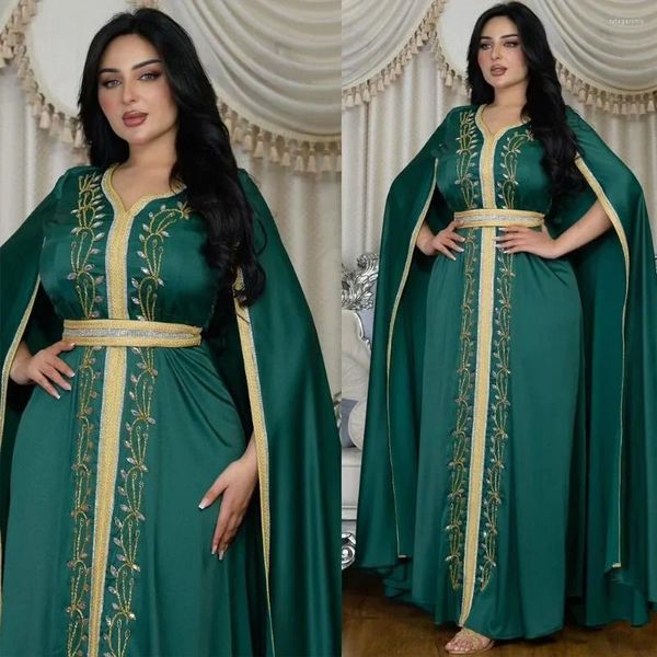 Abbigliamento etnico Dubai a tutta lunghezza Abayas Diamond sciolta con cintura Djellaba Abito musulmano Turchia Islam Veste da sera casual
