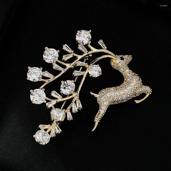 Spille fortunato Deer Running For Women Rhinestone Beautiful Christmas Animal Party Office Pins Suit Accessori per camion Accessori