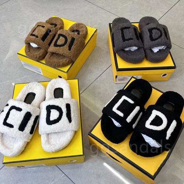 Kabarık Sandale Dış Terlik Yeni Nakış Tasarımcı Düz ​​Topuk Sonbahar Kapalı Sliders House Slayt Kadınlar Favori Kış Ayakkabıları Kürk Loafer Sandal