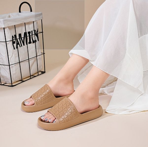 Designer Slippers Women Women Summer Outdoor Slides Sandals Tamanho 36-41 Cor 33