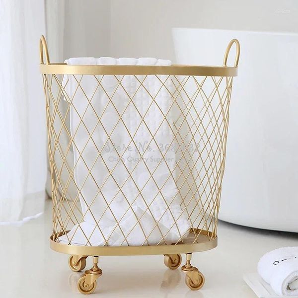 Borse per lavanderia Golden Metal Storage Basket Color Woded Wood Hands Home Creative Organizer with Wheels
