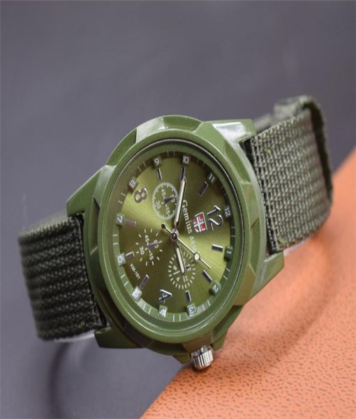 Gemius Army Herren Uhren Watches Armee Rennwaffe Herren Sport für Männer Stoffband Knight Watch Sport Canvas Gemius Armee Uhr für Geschenk7835126