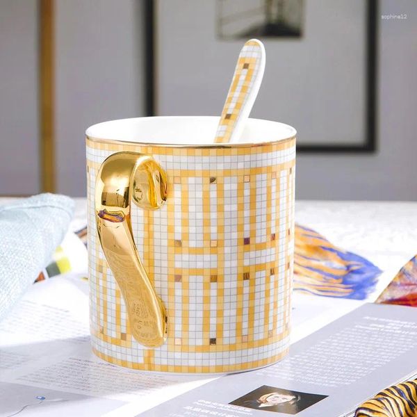 Tassen Nordischer Stil Jingdezhen Keramik Tasse Wasser Kaffee Bone China Single mit Löffel Gold Geschenk