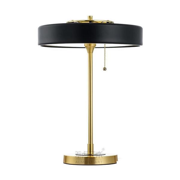 Lampade da tavolo Modern European Nordic Style Metal Lamp per studio camera da letto - Elegante design contratto Contemporary Home Drop D DHIX9