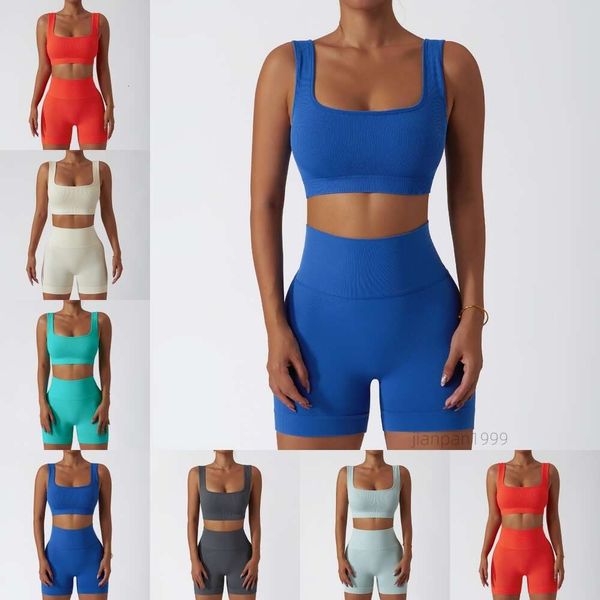 Yeni Kıyafetler Dikişsiz Yoga Kadın Terzini Set Set Spor Sütyen Spor Şortu Fitness Giyim Kıyafet 2 Parça Spor Kıyafetleri Yoga Setleri Egzersiz Takımları