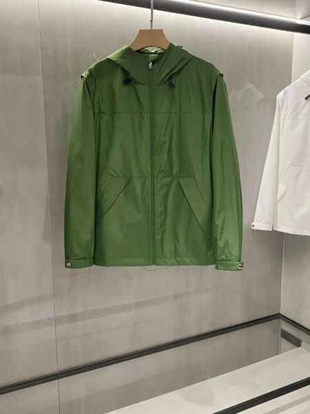 Мужские куртки 2024 Летний высококлассный высококлассный волокно Смешанный материал Спортивный стиль удобный и универсальный стройный шерсть с капюшоном с капюшоном