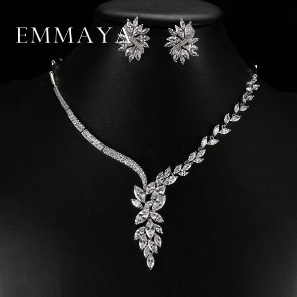 Collane EMMAYA Nuovo design unico CHOKER CHOKER CACCOLA ORECCHI DI GIOITÀ BRIDAL SET ACCESSORI DEL MAGLIE ACCESSARE DRIVI