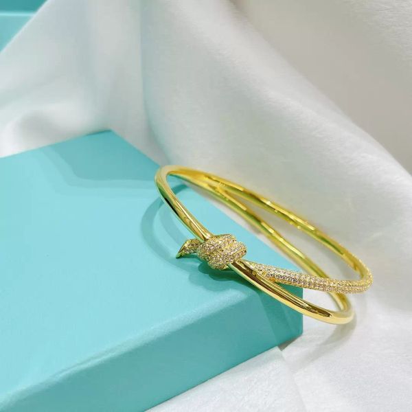 Ladies Designer Armband Gold Armband Knoten besetzt Armband glänzendes Armband Silber Gold Roségold Schmuck Mode Luxus Valentinstag Schmuck Großhandel Großhandel