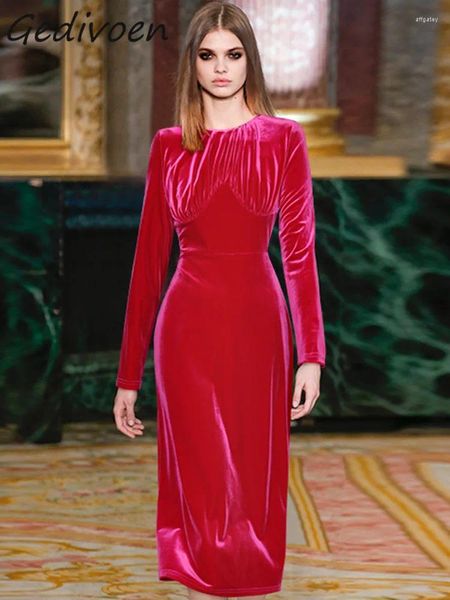 Повседневные платья Gedivoen Осенний модельер Rose Red Vintage Velvet Dress Женские o шее с высокой талией с ягодицы Slit Slim long