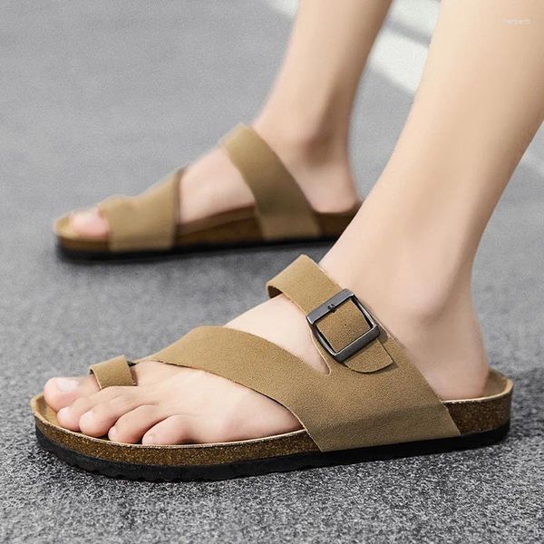 Sandals Leather Men Slip On Fashion Summer Men Slippers Outdoor Beach Casual Zapatos Hombre Sapatos de luxo duráveis