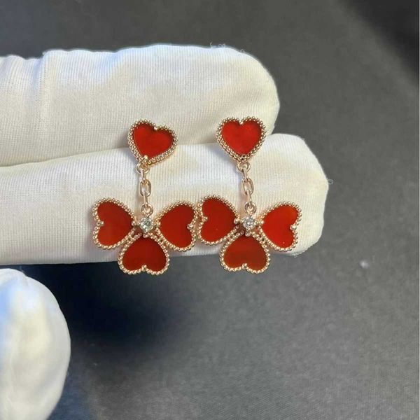 Designer Charm Gold Van quattro orecchini a cuore adorano l'agato rosso placcato 18k rose piccolo stile femminile