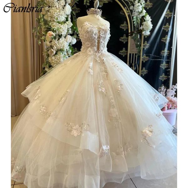 Abiti da ballo in cristallo di perline bianche Abiti Quinceanera Abiti senza maniche Fiori 3D Appliques Corset Lace Vestidos De 15 Anos