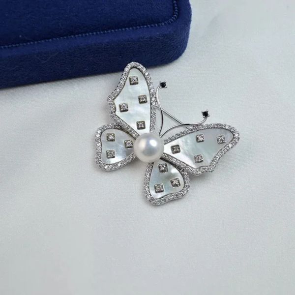 Schmuck Traum Schmetterling natürliche Süßwasser weiß weiße leichte Perle Brosche Mutter Muschel Schmetterling Brosche exquisite Diamantschmuck Geschenk