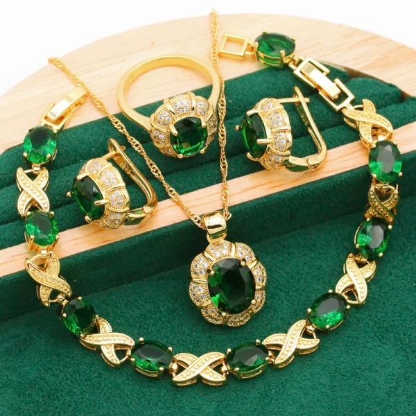 Strands New Aprovals Gold Color Jewelry Conjuntos de jóias para mulheres Casamento verde zircão Brincos de clipe de clipe de clipe de pingente de colar de pingente 4pcs