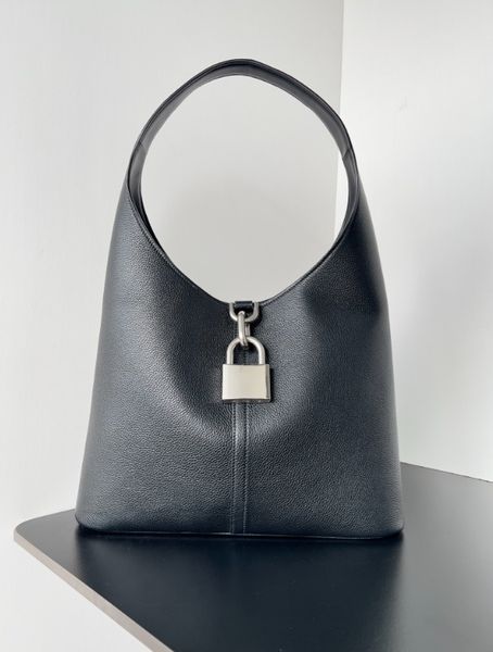 2024 borse di design borse canni donne classiche spalla chiusura a chiusura secchio in pelle branchi di pelle crossbody lady in pelle cuoio cilindrico in pelle per Wome