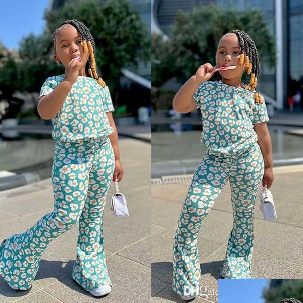 Bekleidungssets 2023 Mädchen Tracksuit Zwei -Stück -Hosen -Set Daisy Topsaddflare Leggings Anzug Floral Print Boutique Kinder Kleidung Y2K Hosen Dh4de