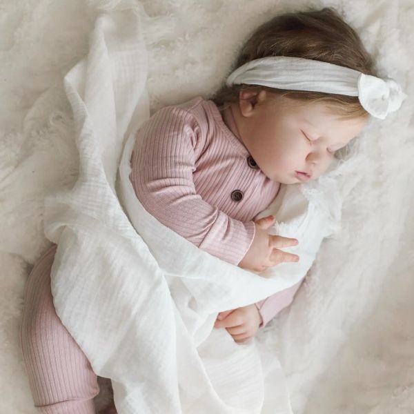 Bonecas bzdoll realista de 60 cm de 24 polegadas dormindo boneca bebê com pele 3d pintando, viva silicone suave