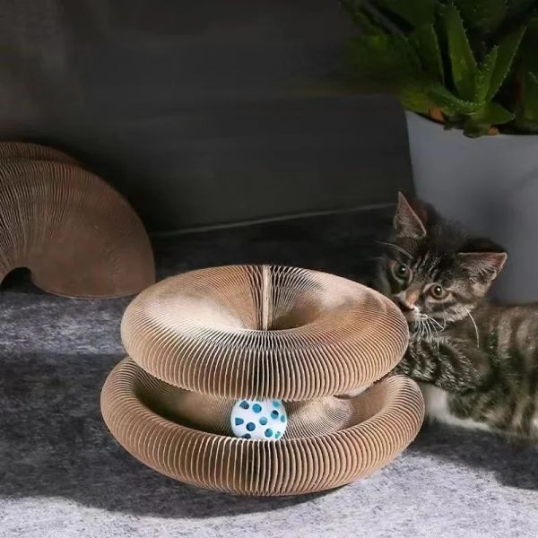 Toys Magic Organ Cat Scratch Board Cat Toy com Bell Ball Round Round Walkingd Scratching Post Toys for Cats Geting Claw Cat Scratcher