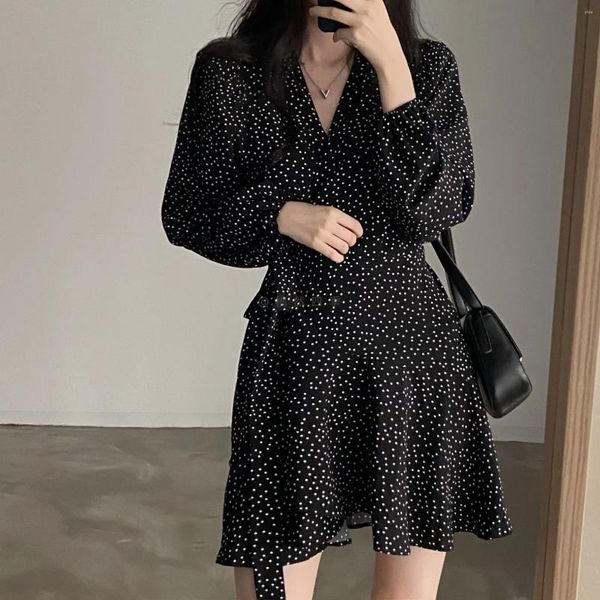 Abiti casual autunno abbigliamento da donna di grandi dimensioni Zhao Lusi Sang Zhi stesso stile Abito a pois nero a manica lunga