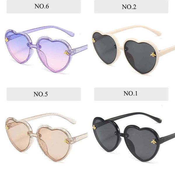 Brand Fashion Heart Kinder Sonnenbrillen Kinder süße rosa Cartoon Bienen Sonnenbrille Mädchen Jungen Baby -Verlauf Eyewear 240326