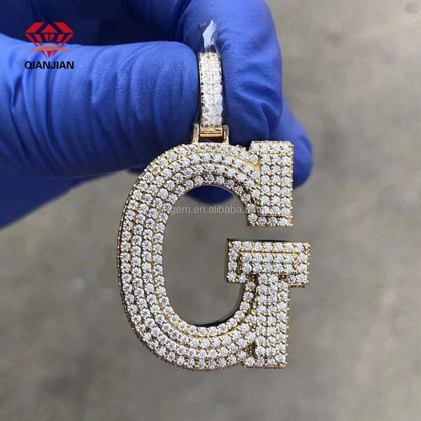 Gioielli hip hop ghiacciati ciondolo per lettere musossanita personalizzata 925 Sterling Silver VVS Moissanite Diamond