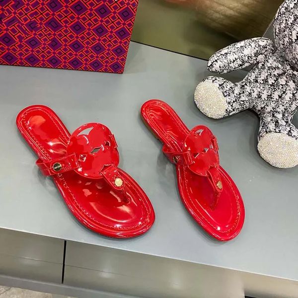 Tasarımcı Tory Miller Yumuşak Sandal Kadın Ünlü Terlik Slide Cazibe Kaydırıcıları Siyah Kahverengi Çıplak Deri Plat-Form Kadın Burches Ayakkabı Yaz Plaj Flip Flops Clogs 4556