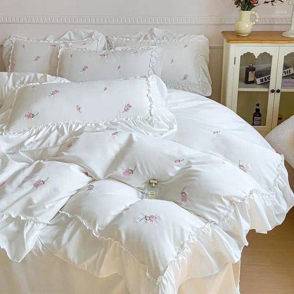 Set di biancheria da letto Principessa Rose ricamato per copripiumini set di coperture in pizzo elegante con tessili romantici francesi di cotone lavati in late