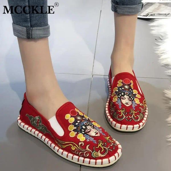 Scarpe casual McCkle Donne Femiche di tela tradizionali Moschess da donna Slip Vintage Slip on Ladies Comfort Female superficiale Plus size