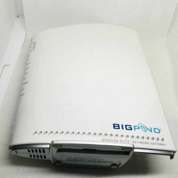 Router NetComm 3G21WB SIM Router Hotspot 300 Mbps CPE WiFi 3G Modem Triple Band Gateway