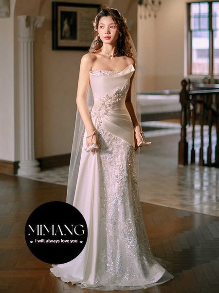Designer French Mermaid Light Wedding Dress New Light Luxury Niche de textura sofisticada Torrada Vestido de noivado