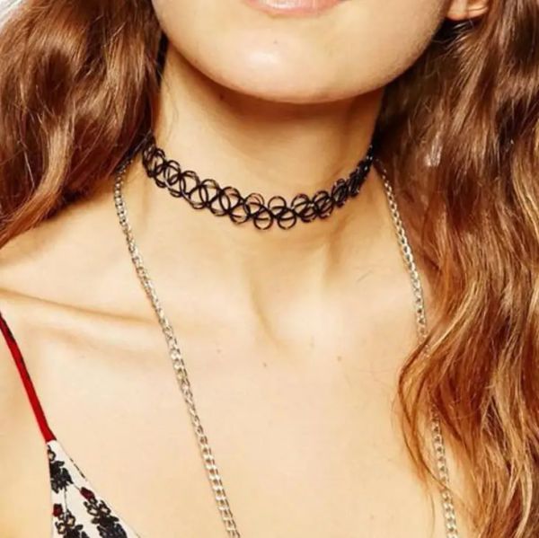 Accessoires 2018 Vintage Retro Black Plastik Choker Halskette Frauen Chokers Halsketten Stretch Punk Angel Linie Weber Tattoo Choker