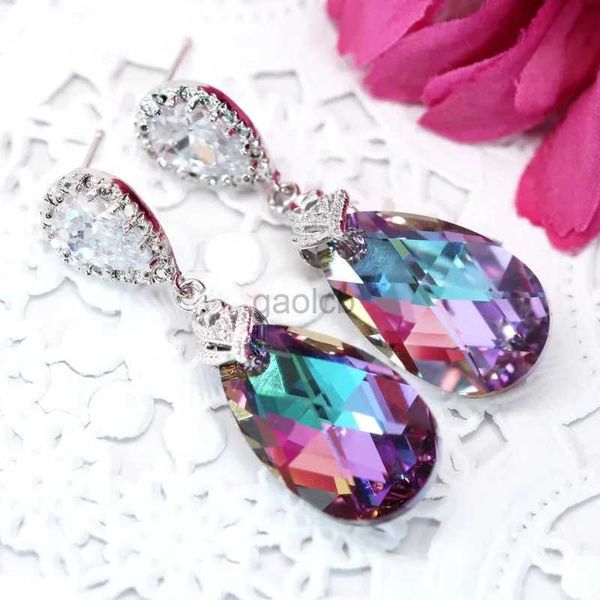 Dangle Kronleuchter Huitan Mode Luxus Dangle Ohrringe Frauen mehrfarbig/blau CZ Stein Steiner Ladys Ästhetische Ohrringe zarte Geschenk Hochzeit Schmuck D240323