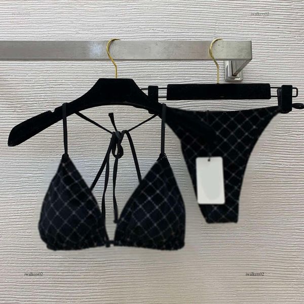 Marka Mayo Kadın Bikini Set Tasarımcı Mayo İki Parçalı Moda Çizme Kupası Boyun Sakın Sutuklu Sütyen Sinekleri Seksi Tatil Plajı 23 Nis