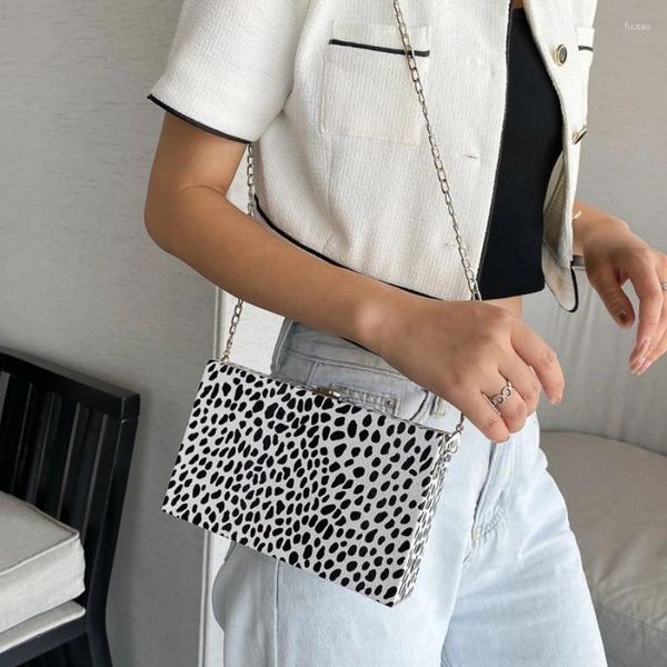 Abendtaschen Leopardenmuster kleiner Quadratbeutel für Frauen 2024 Koreanische Stickerei Mode vielseitige Kette Single Schulter -Messenger -Box