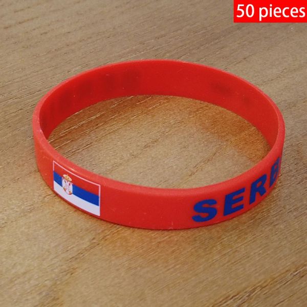 Strands 50pcs Serbien Nationalflaggen Armbänder Sport Silikonarmband Frauen Gummiband patriotische Gedenkfashion -Accessoire